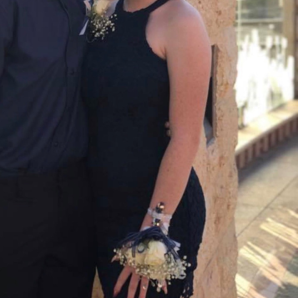 Dress - Picture 2 of 2